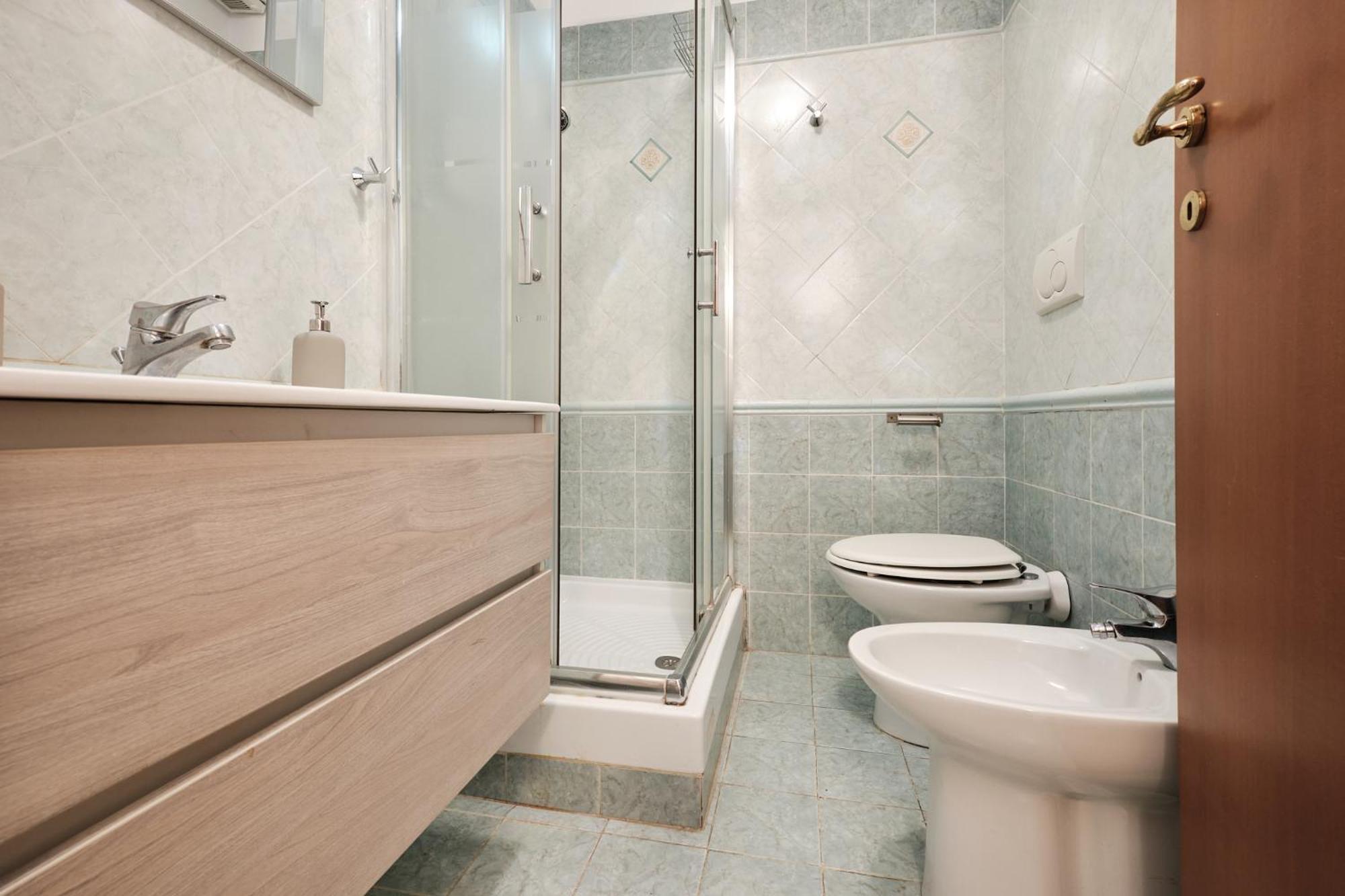 Colosseum 3 & 4 Bathrooms With Garden Appartamento *